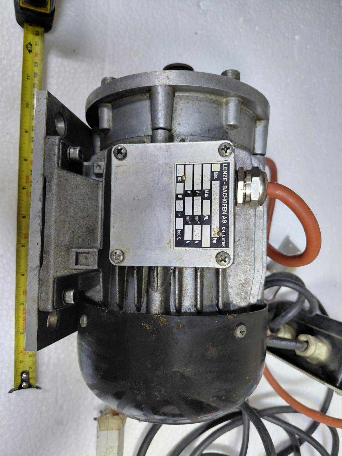 Motor Lenze Bachofen